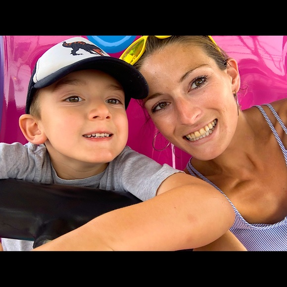 Meet your Posher, Jodi - Picture 1 of 1